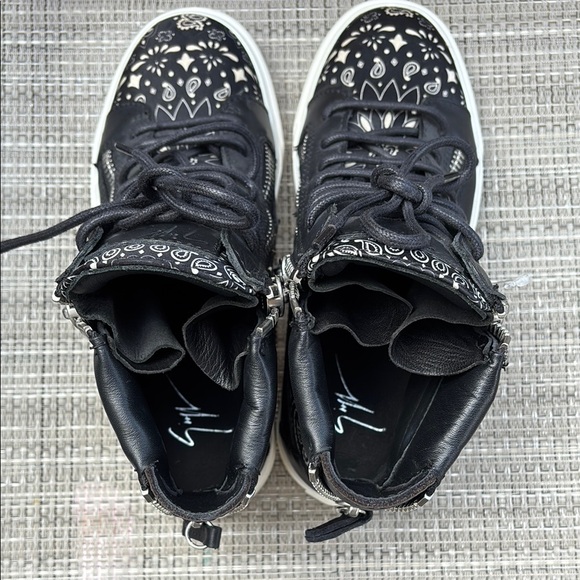 Giuseppe Zanotti Black White Zippers High-Top Sneakers-6 - Picture 6 of 13